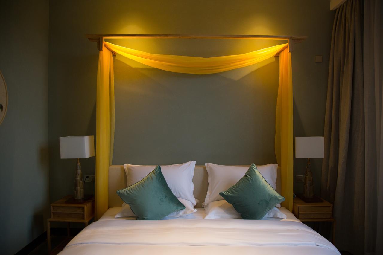 Hotel Seclusion Scenery Of Tangquan Hotspring Nanchino Esterno foto