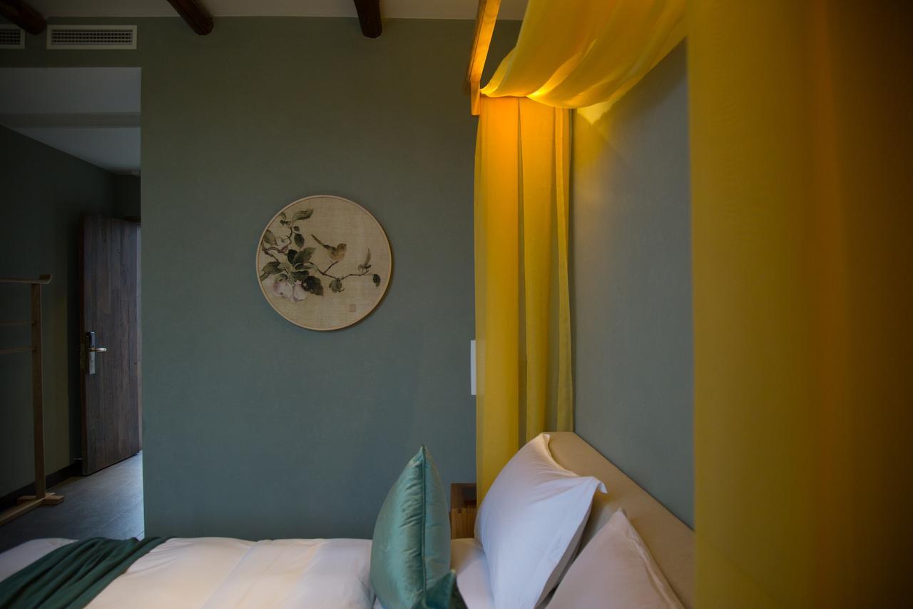 Hotel Seclusion Scenery Of Tangquan Hotspring Nanchino Esterno foto