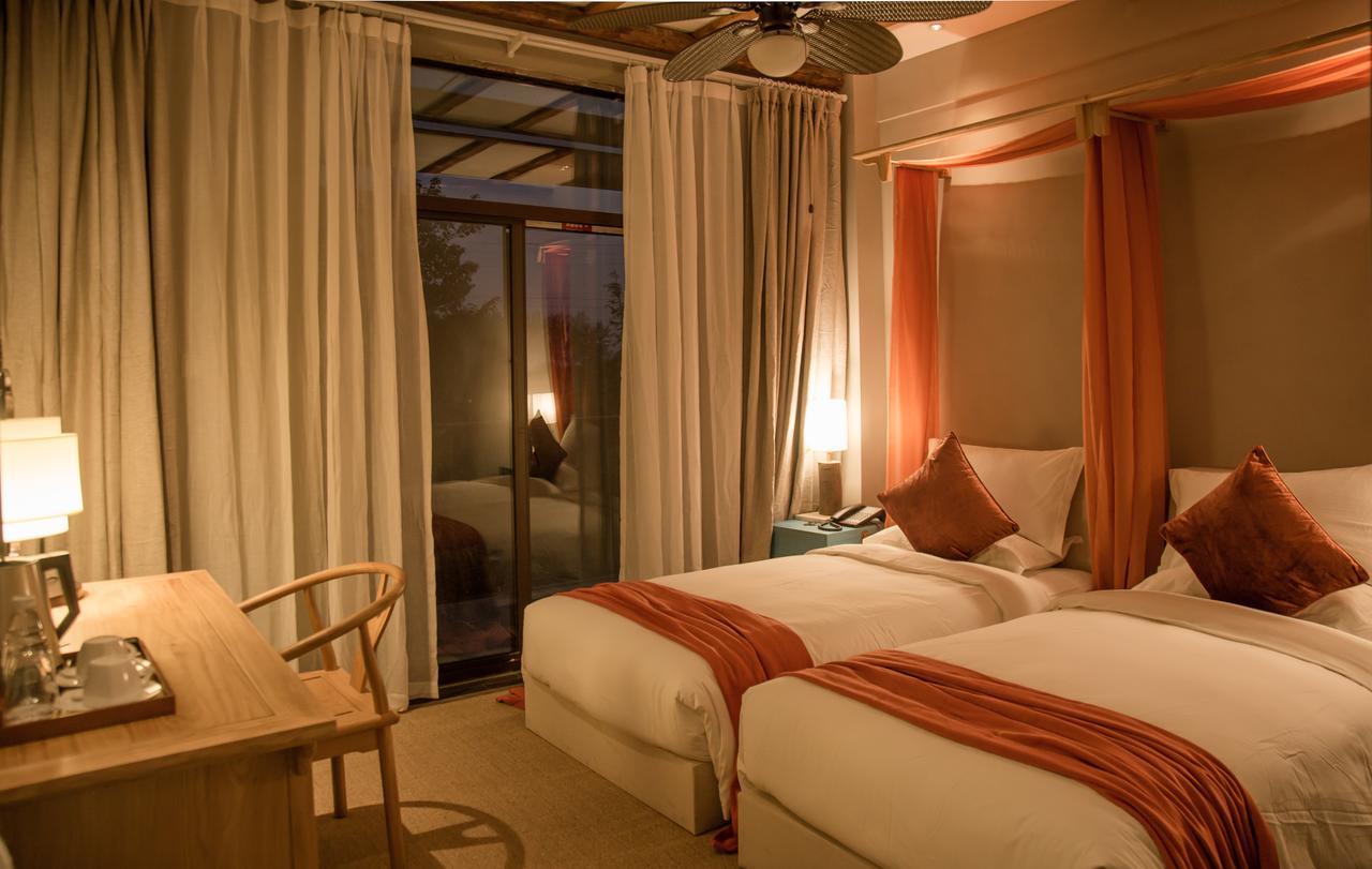 Hotel Seclusion Scenery Of Tangquan Hotspring Nanchino Esterno foto