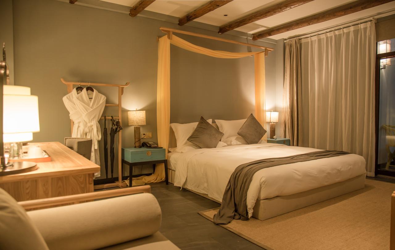 Hotel Seclusion Scenery Of Tangquan Hotspring Nanchino Esterno foto
